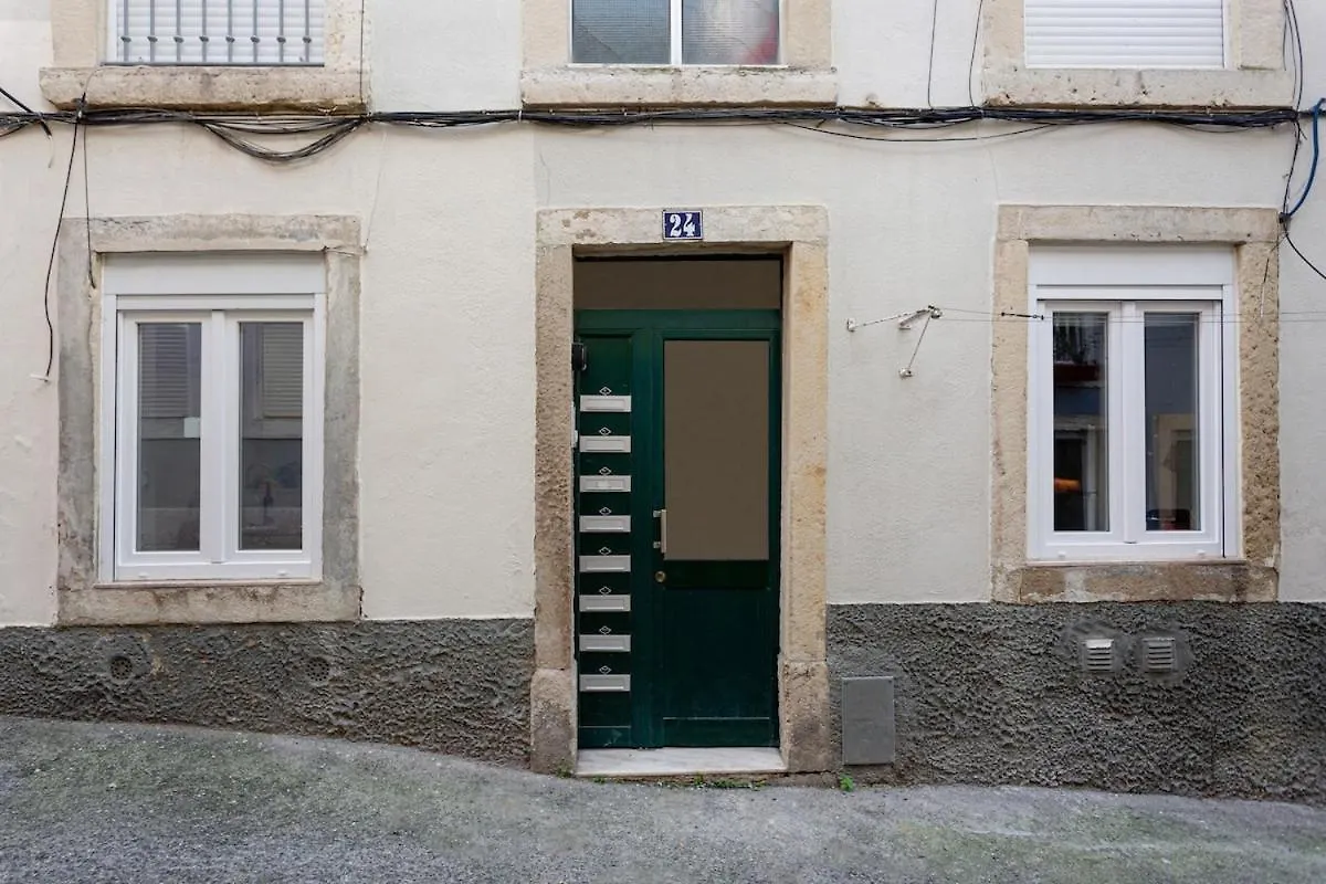 Petite Charm In Old Lisbon Apartment